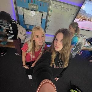 Meet your Posher, Carly